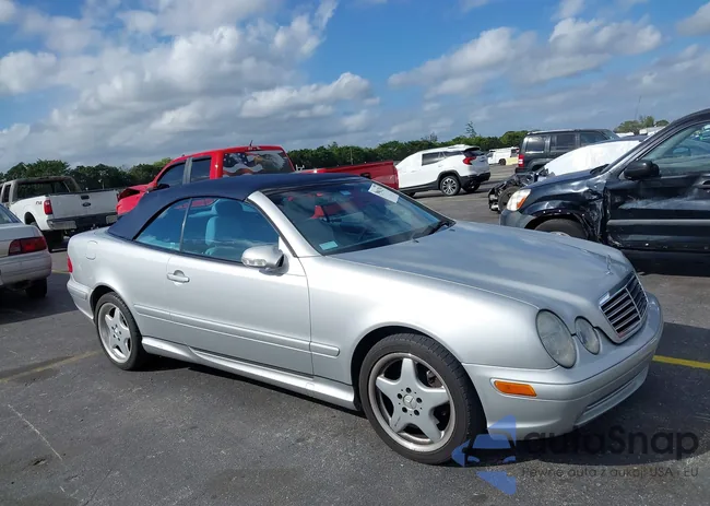 WDBLK70GX1T069063: 38463794