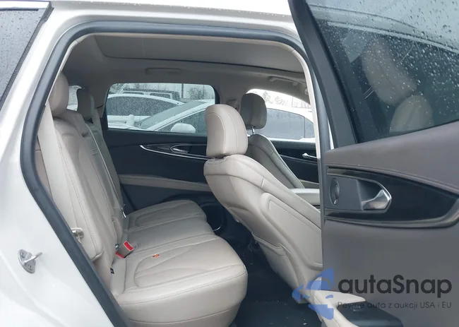 2LMPJ6K91PBL11844: 38466933