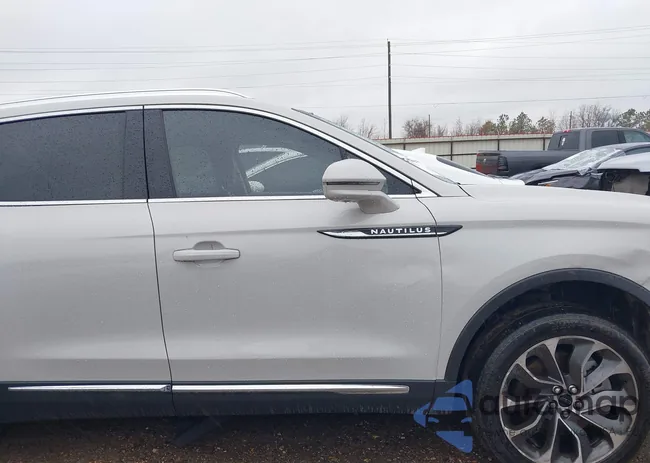 2LMPJ6K91PBL11844: 38466933