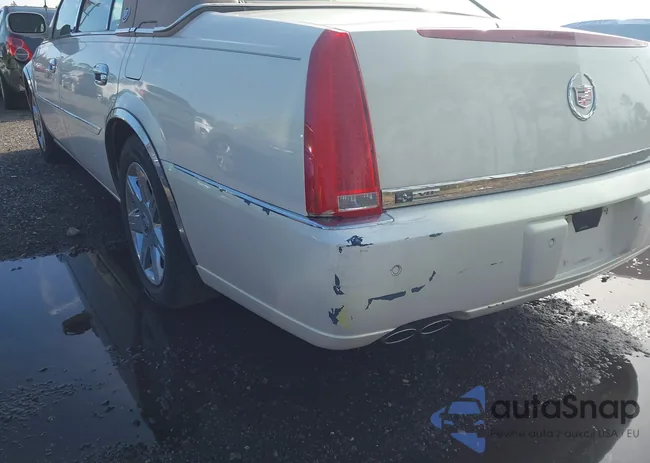 1G6KD57Y16U236893: 38466963