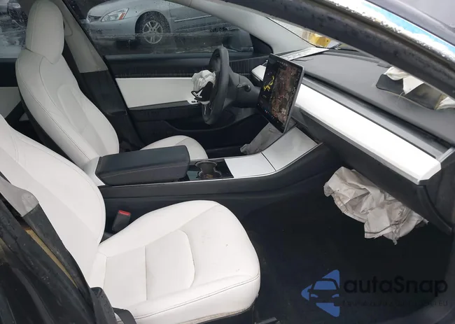 5YJ3E1ECXLF647146: 38469680