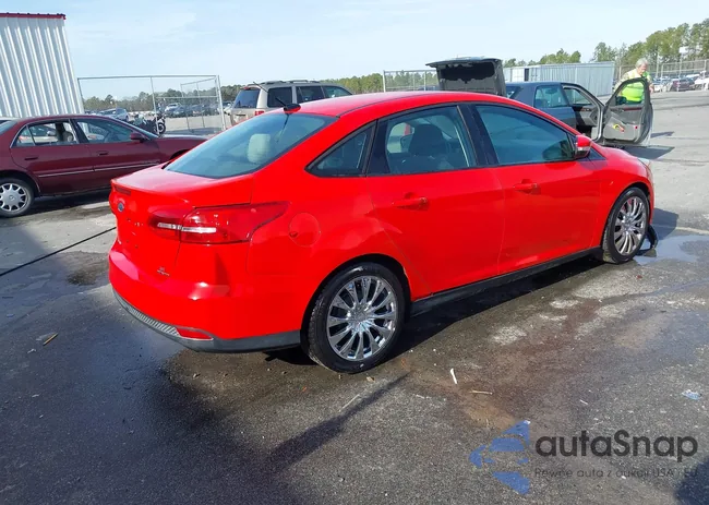 1FADP3F22FL206568: 38484710