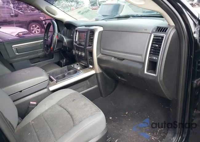 1C6RR6GG8DS639196: 38485799