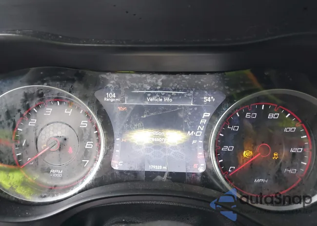 2C3CDXBG8FH767947: 38485970