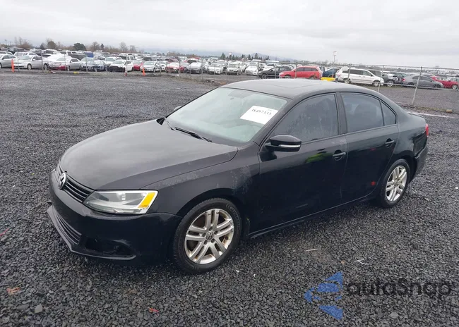 3VW3L7AJ3CM397934: 38497333