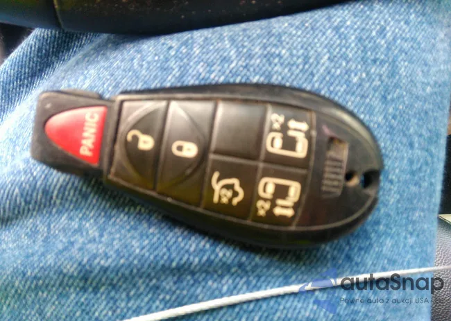 2C4RC1BG4DR637807: 38499840