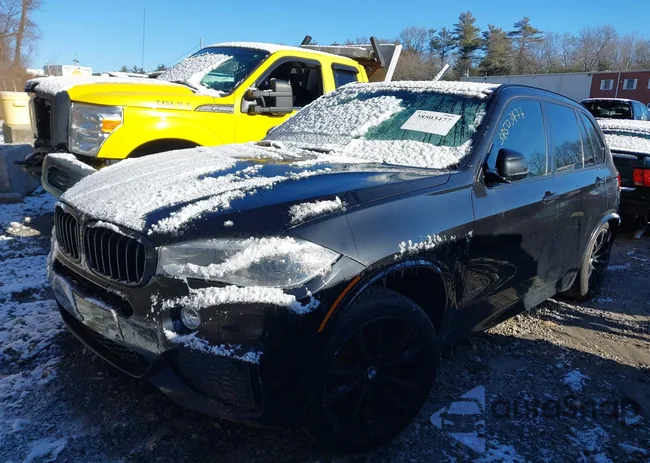 5UXKR6C56G0J82952: 38503477