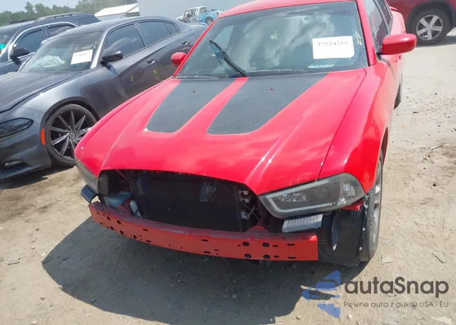 2C3CDXBG2EH305267: 37524215