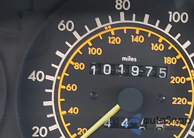 WDBCA35D2GA246302: 37540836