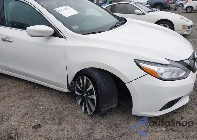 1N4AL3APXJC140586: 37545723