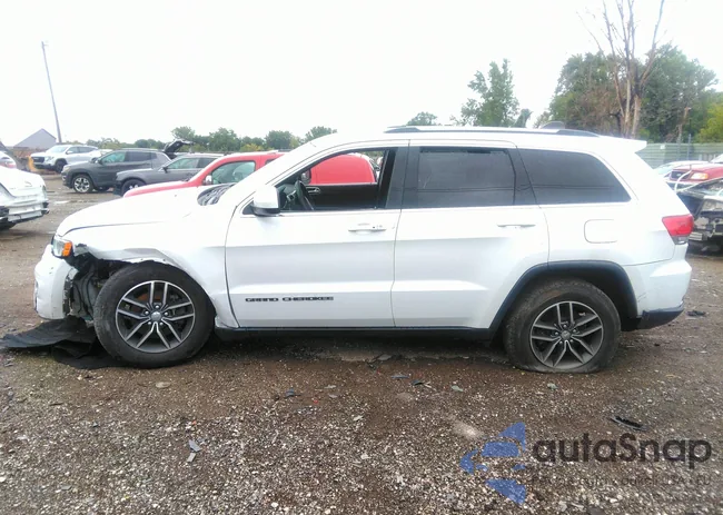 1C4RJFAG0JC388303: 37557372