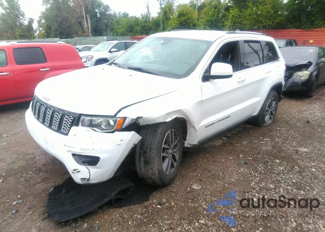 1C4RJFAG0JC388303: 37557372