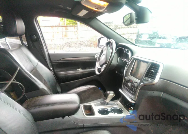 1C4RJFAG0JC388303: 37557372