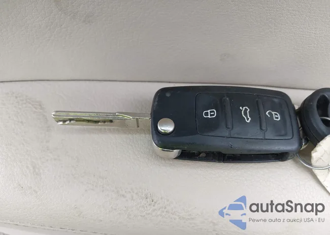 WVGBV3AX9DW066634: 37562557