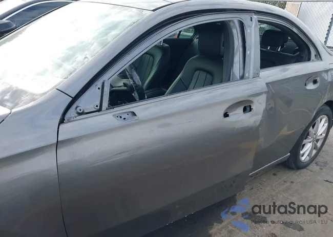 WDD3G4EB4KW023474: 37570899