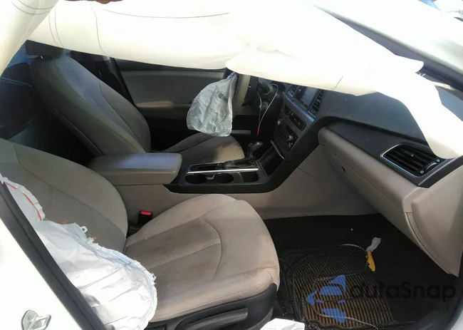 5NPE24AF9FH005798: 37574220