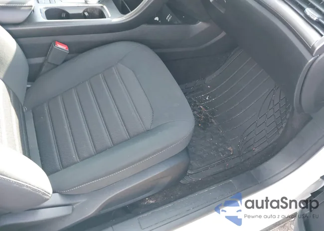 3FA6P0HD0LR187196: 37579314