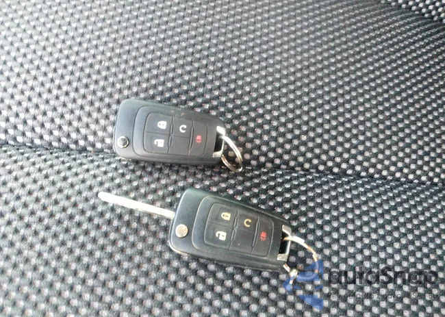 2GNFLFE30G6115861: 37585099