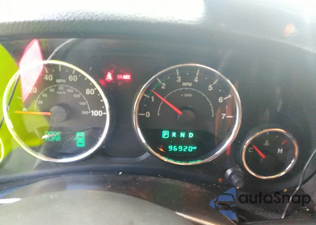 1C4BJWDG3HL704672: 37602847