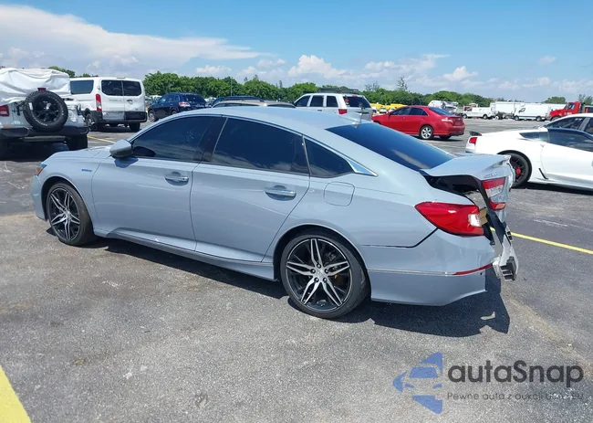 1HGCV3F92NA026317: 37604336