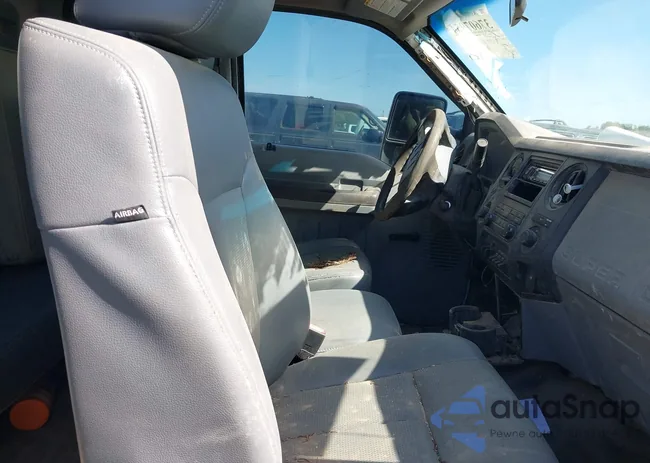 1FT7X2B60EEB08149: 37607954