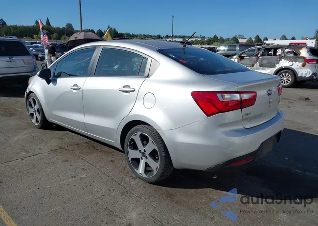 KNADN4A38C6059508: 37615151