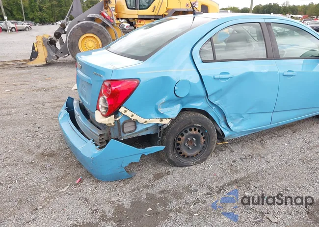 1G1JA5SH4E4158111: 37624839