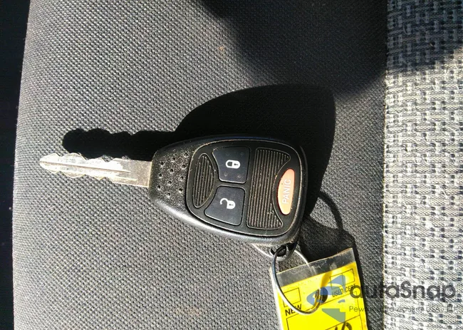 1J4NF4FB6AD513052: 37631833