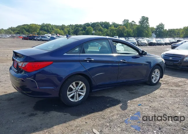 5NPEB4AC4BH244627: 37635147