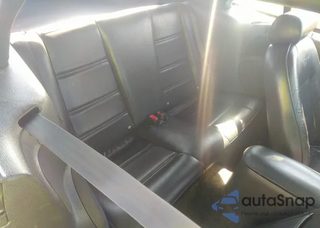 1FAFP44433F452977: 37636523