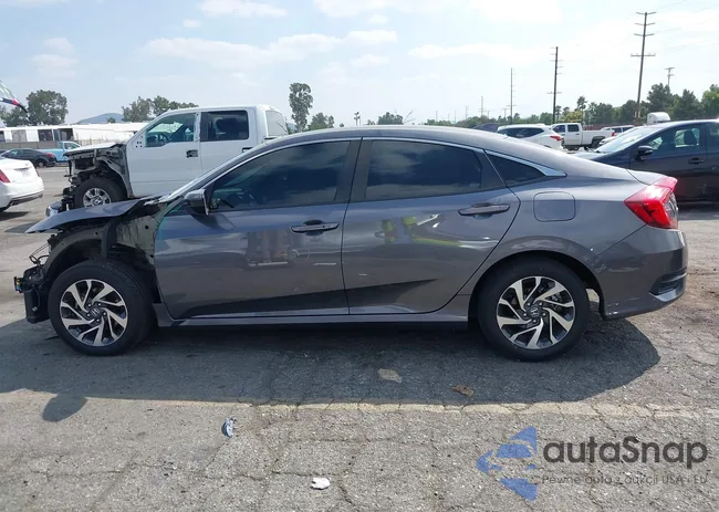 2HGFC2F72JH600051: 37639742