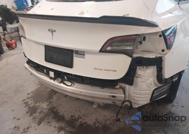 5YJ3E1EB2MF848029: 37645033