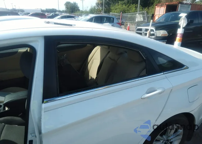 5NPEB4AC5DH503757: 37656372