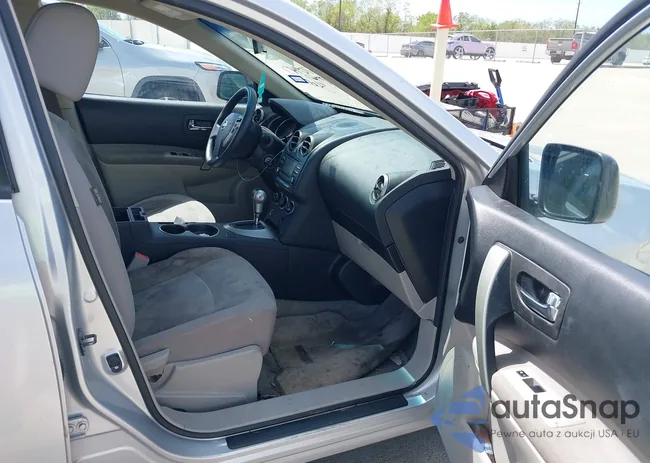 JN8AS5MT4FW671911: 37670947