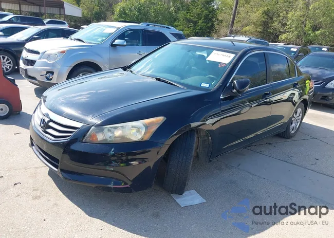 1HGCP2F69CA215604: 37679518