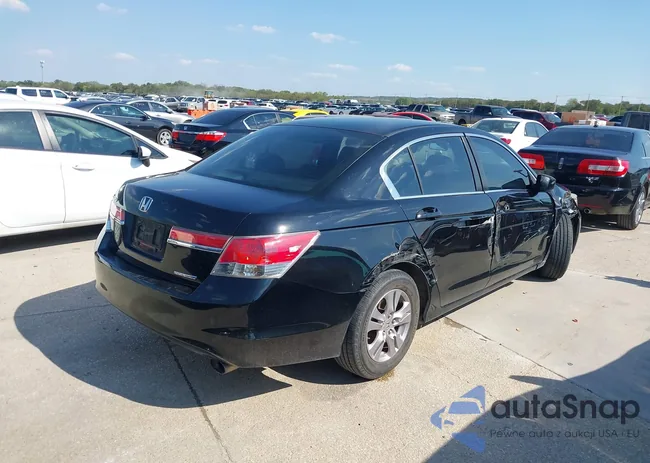 1HGCP2F69CA215604: 37679518