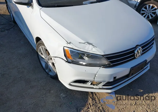 3VWLA7AJ4FM332262: 37681851