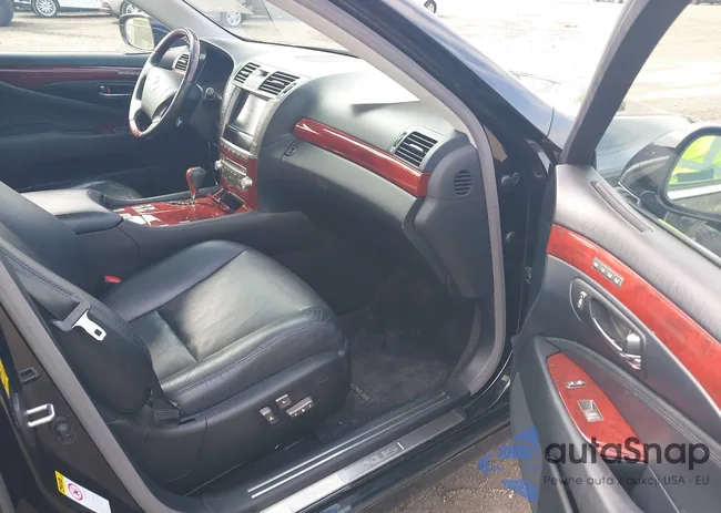 JTHCL5EF8A5008297: 37681045