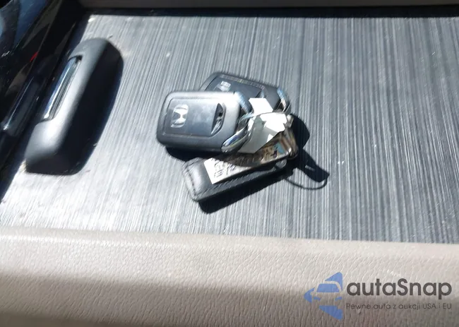 5FNYF5H96HB038413: 37683014