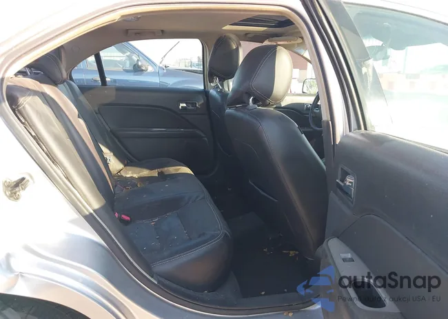 3FAHP0JG4CR413673: 37691848