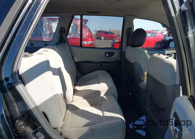 KM8SC73D25U007390: 37700657