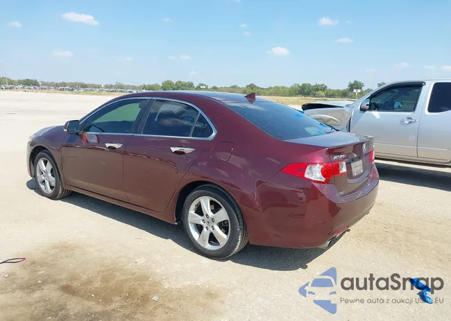 JH4CU2F61AC027585: 37701204