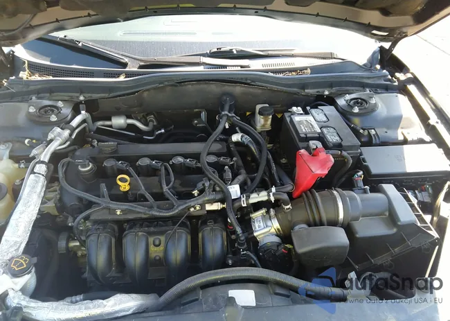 3FAHP0HA2AR102337: 37702295