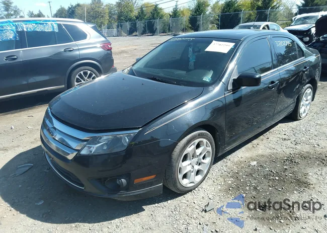 3FAHP0HA2AR102337: 37702295