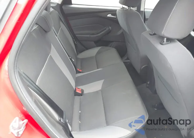 1FADP3F25EL245153: 37703162