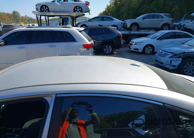 1N4AL3AP1DC264184: 37703180