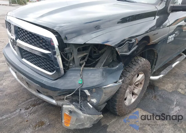 1C6RR6FG4DS565924: 37704285