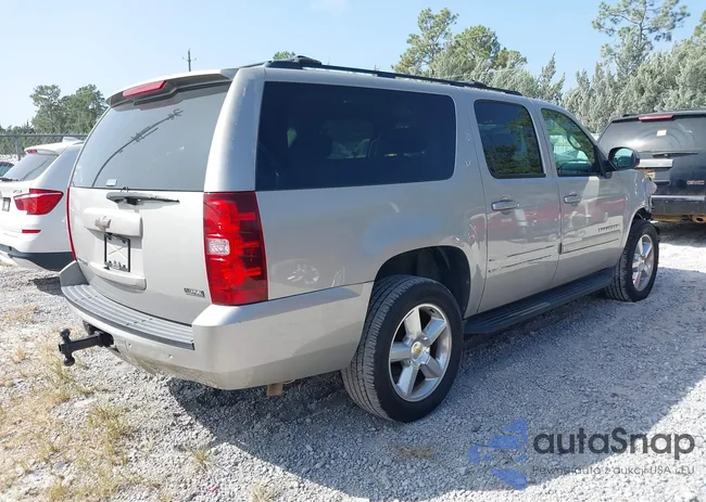 1GNFK26329R196945: 37708069