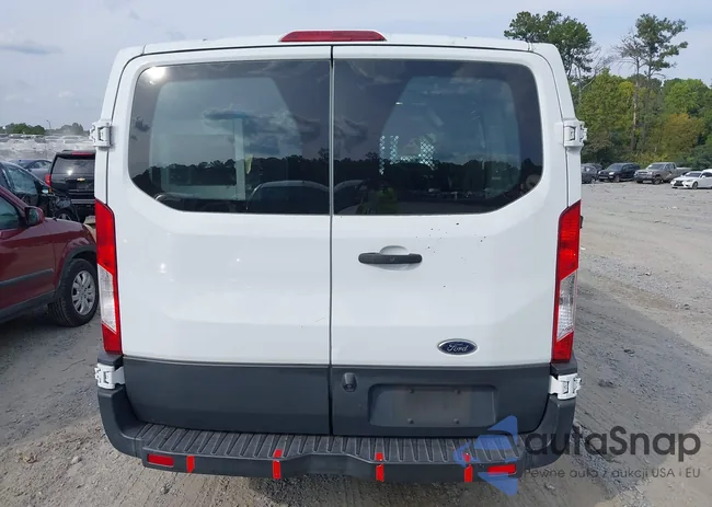 1FTYE1YM0HKA61334: 37711164