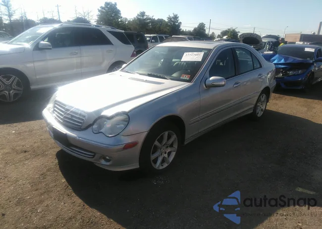 WDBRF92H97F848784: 37717081